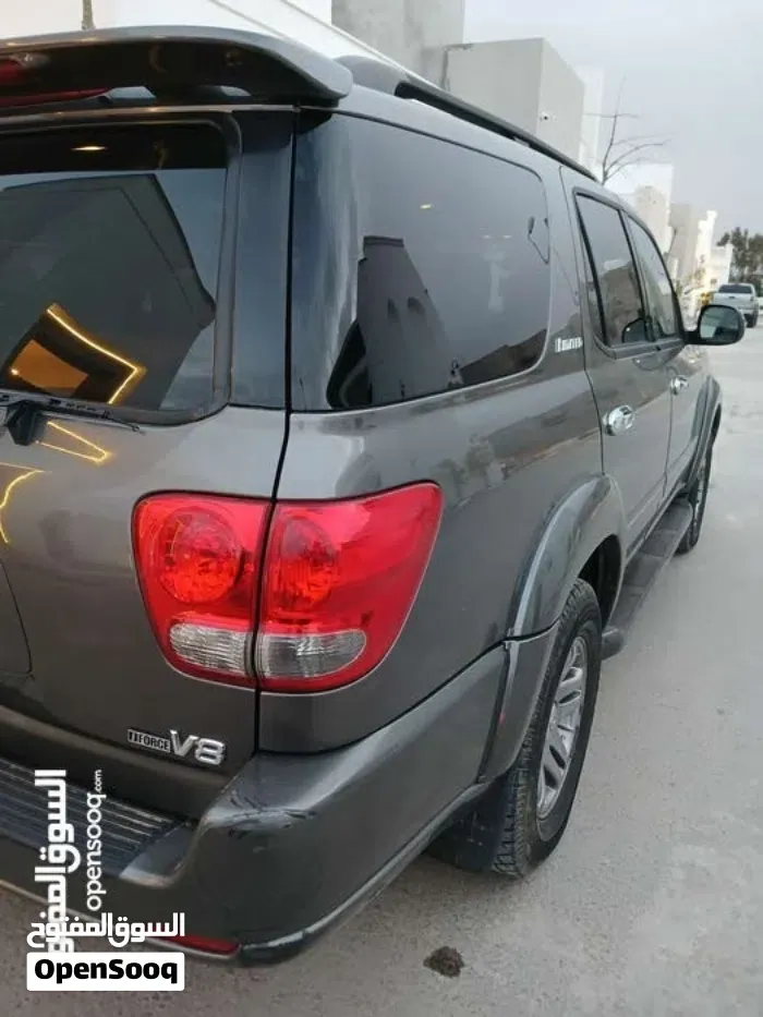Toyota Sequoia 2006 photo 4