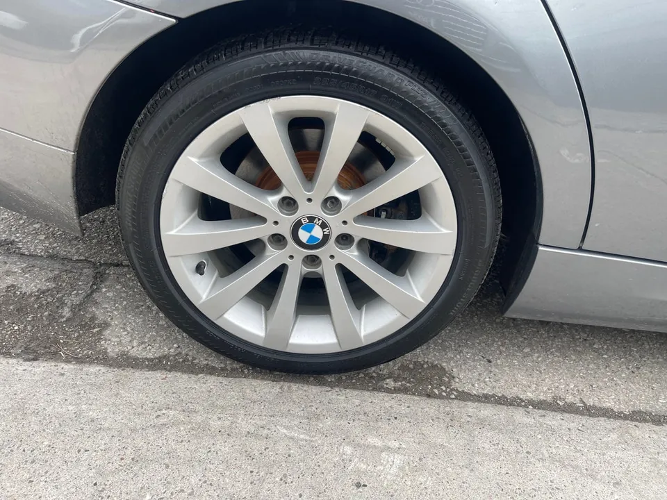 BMW 328 2011 photo 4
