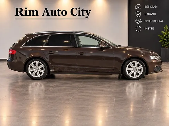 Audi A4 2011 photo 3