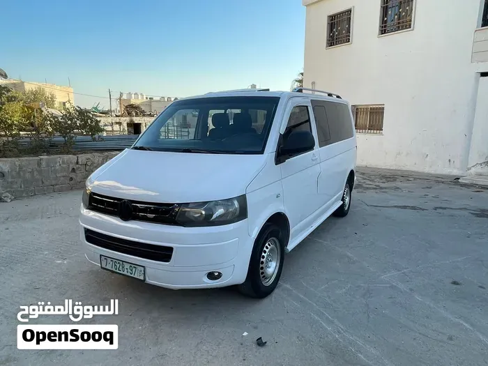Volkswagen Caravelle 2012 photo 2