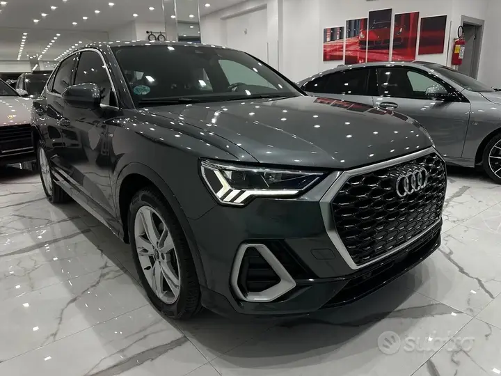 Audi Q3 2023 photo 3