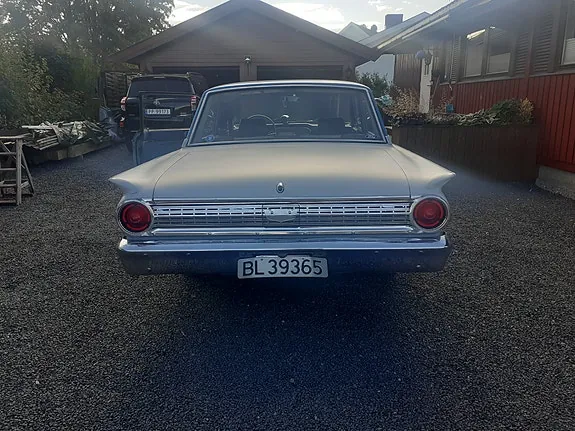 Ford Fairlane 1962 photo 3