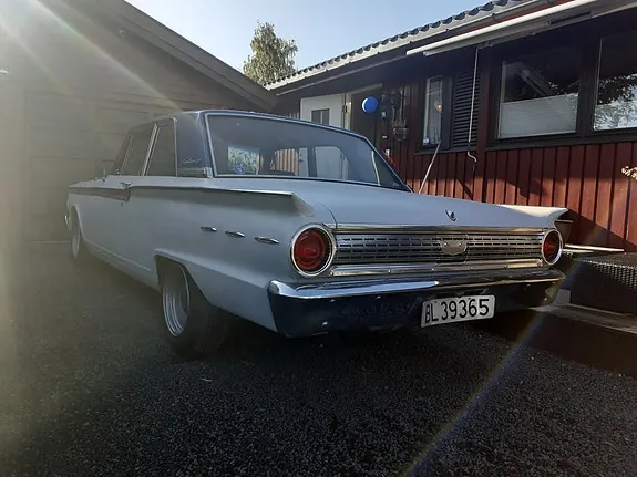 Ford Fairlane 1962 photo 2