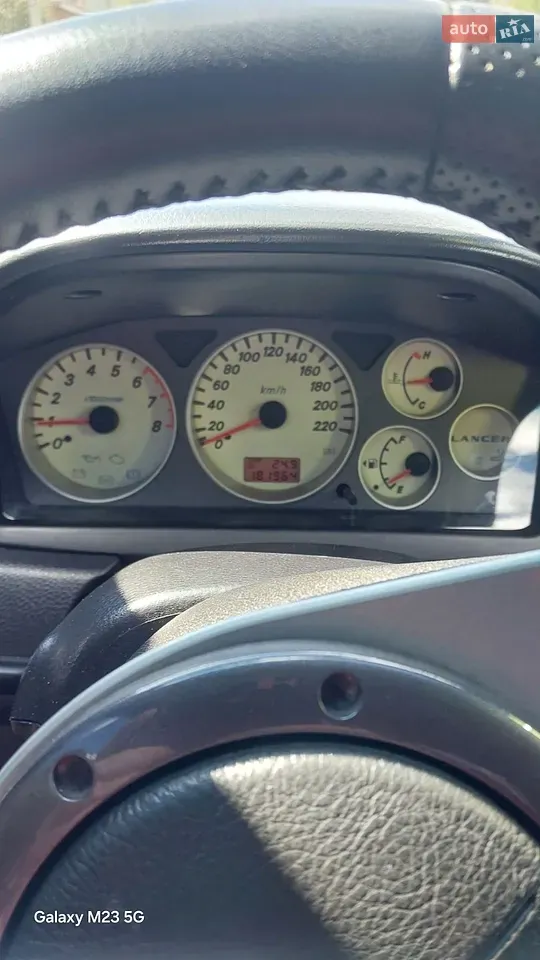 Mitsubishi Lancer 2006 photo 2