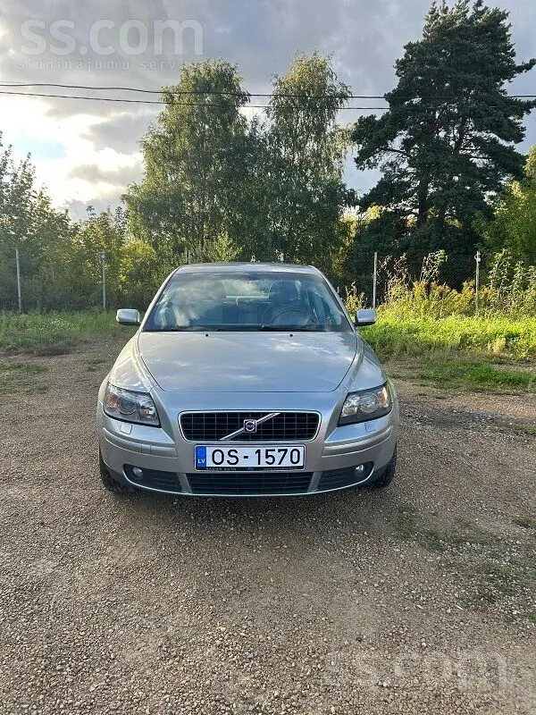 Volvo S40 2006 photo 2