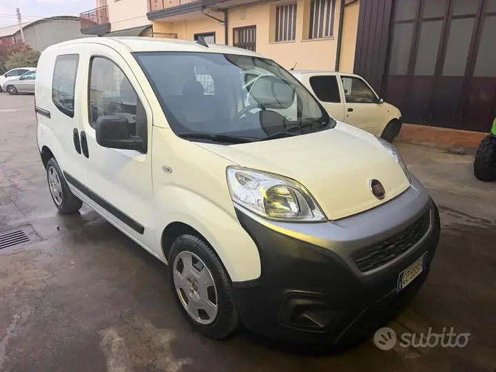 Fiat Fiorino 2021 photo 3