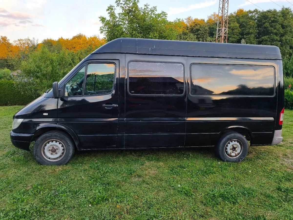 Mercedes-Benz Sprinter 2006 photo 2