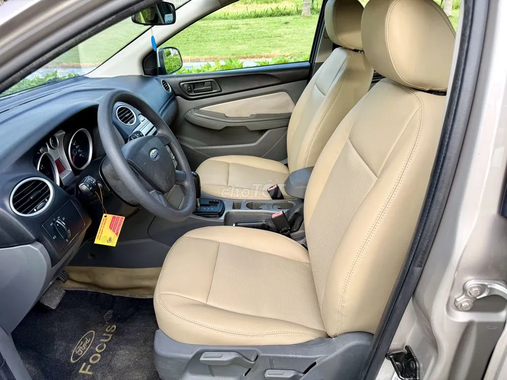 Ford Focus 2011 photo 4