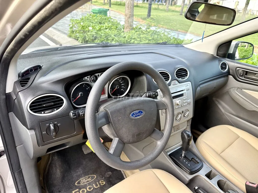 Ford Focus 2011 photo 5