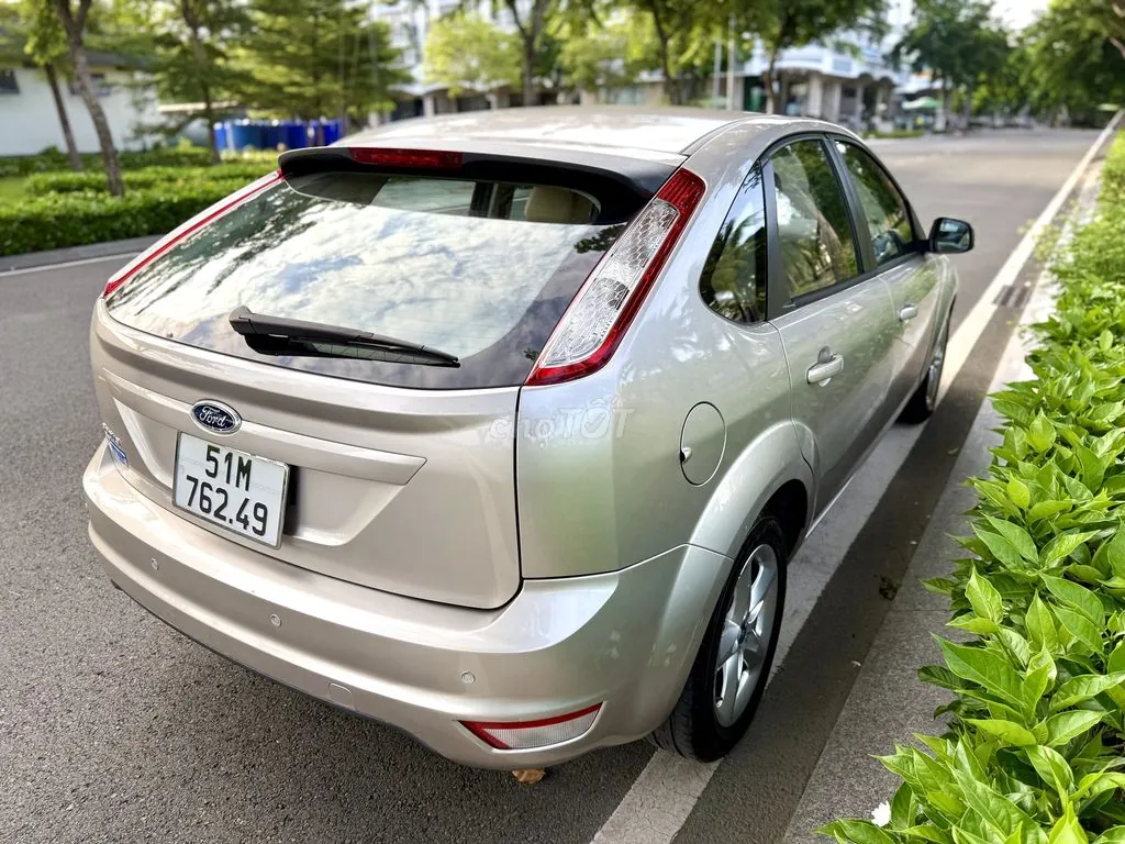 Ford Focus 2011 photo 3