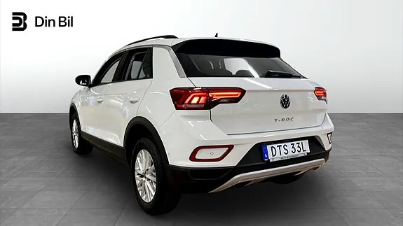 Volkswagen T-Roc 2023 photo 3