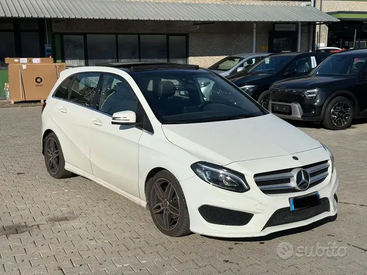 Mercedes-Benz B 200 D