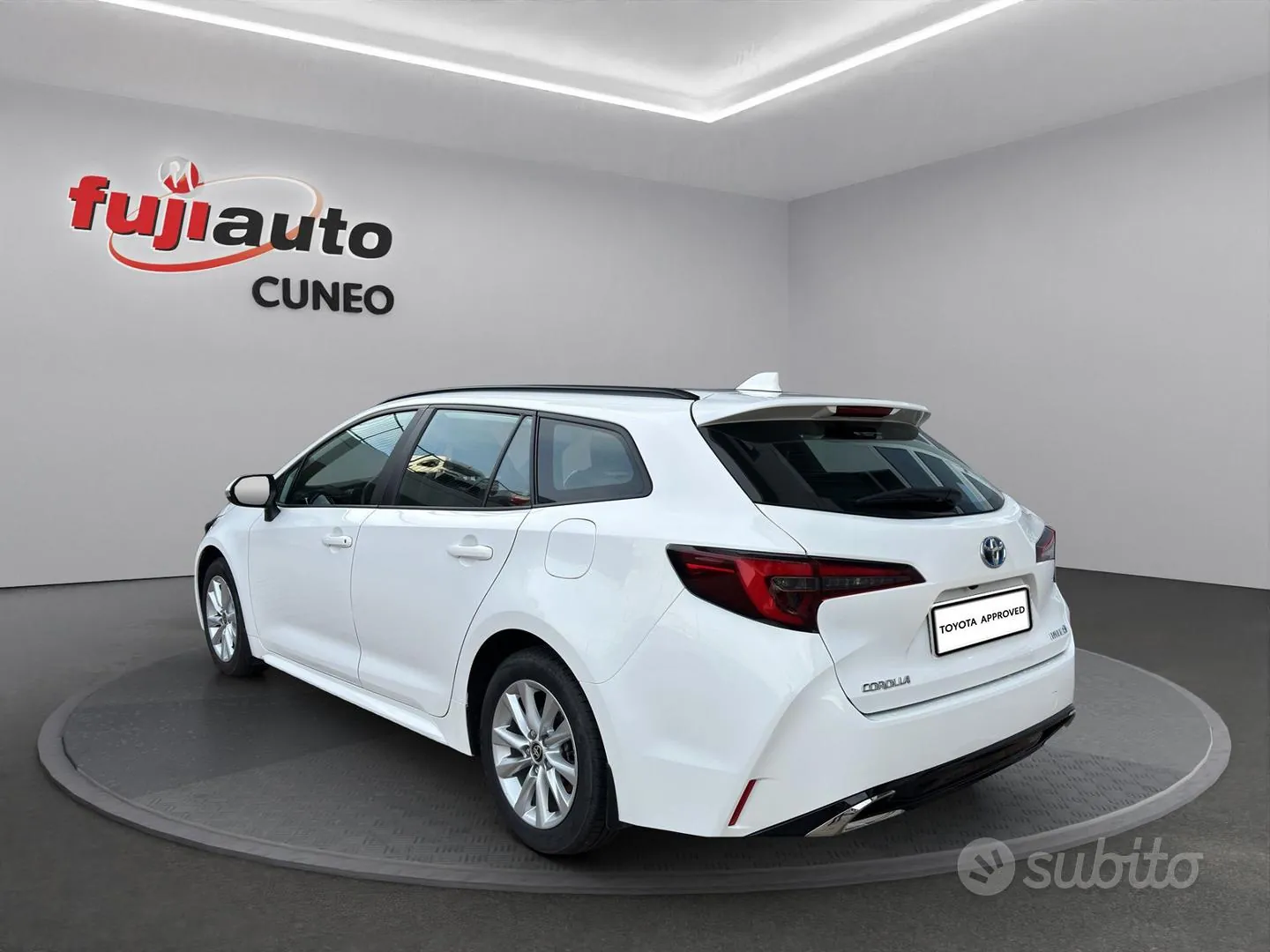 Toyota Corolla 2023 photo 3