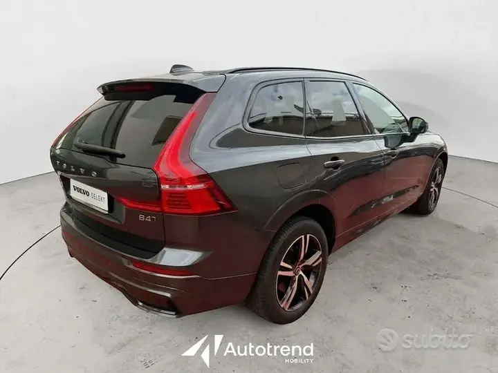 Volvo Xc60 2022 photo 2