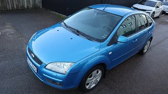 Ford Focus 2008 photo 2