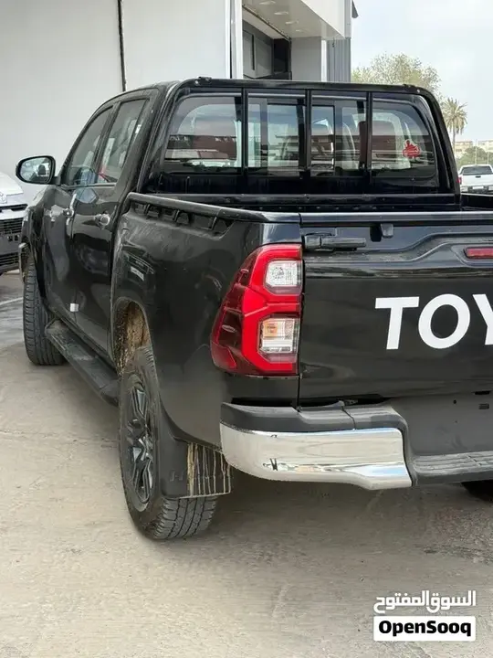 Toyota Hilux 2025 photo 3