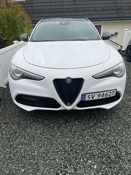 Alfa Romeo Stelvio 2018 photo 3