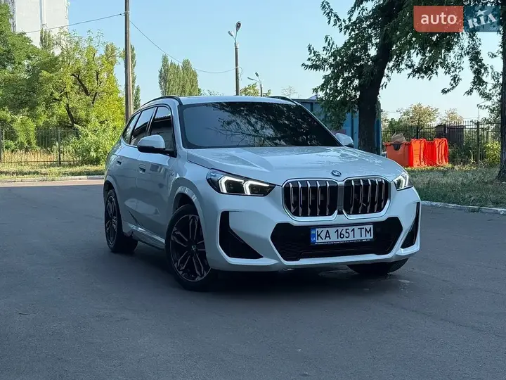 BMW X1 2025 photo 4