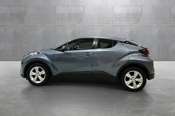 Toyota C-Hr 2022 photo 2