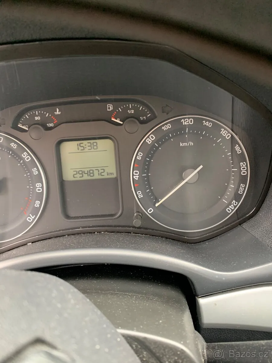 Skoda Octavia 2004 photo 3