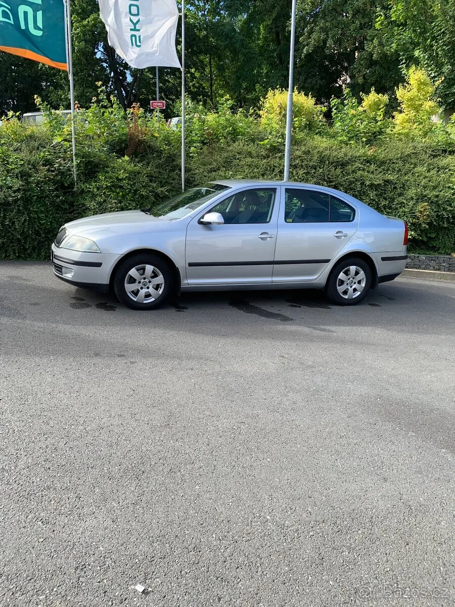 Skoda Octavia 2004 photo 5