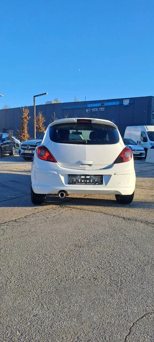 Opel Corsa 2009 photo 3