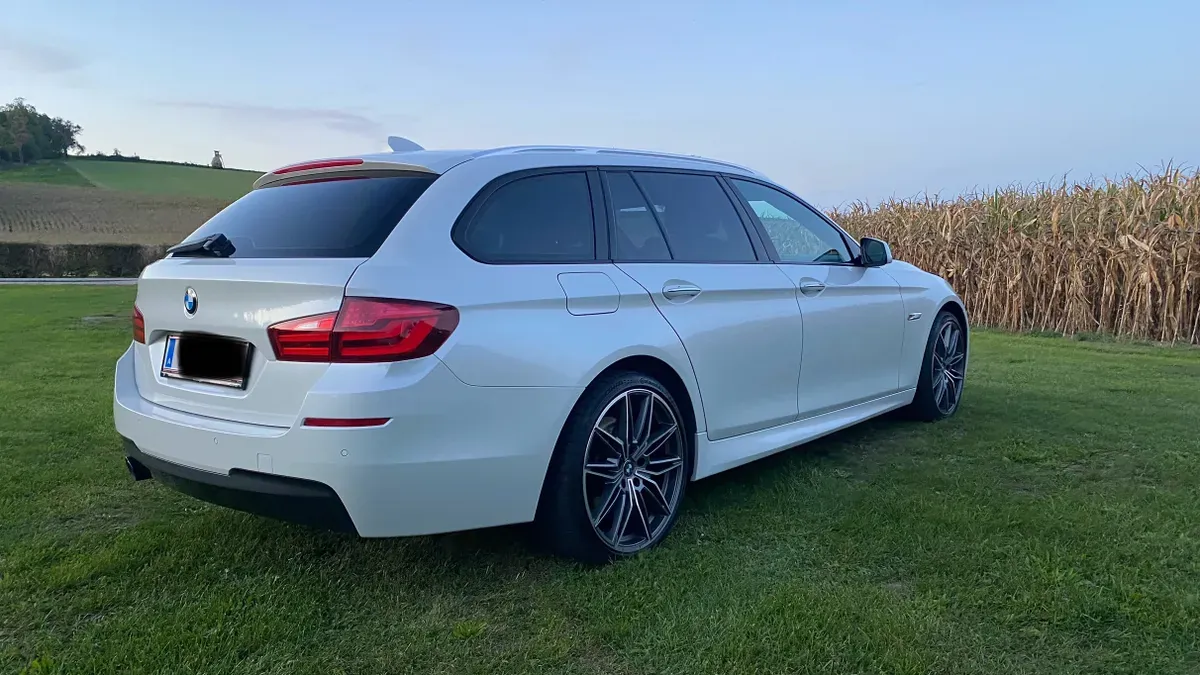 BMW 5 Series 2013 photo 2