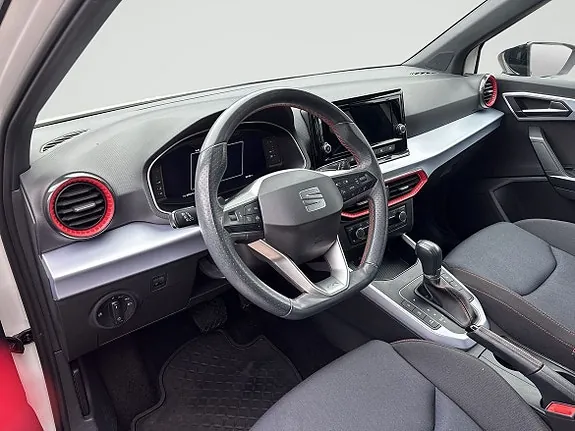 Seat Arona 2024 photo 3
