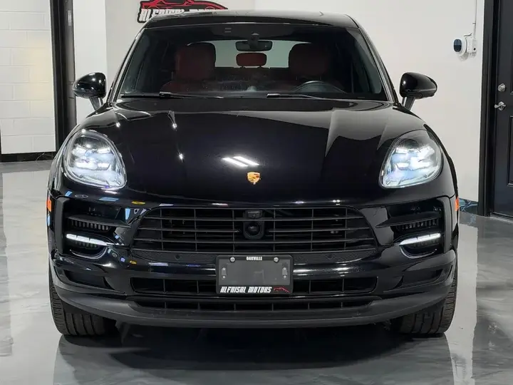 Porsche Macan 2021 photo 2