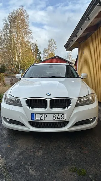 BMW 318I