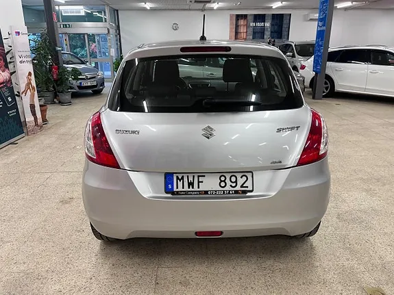 Suzuki Swift 2012 photo 5