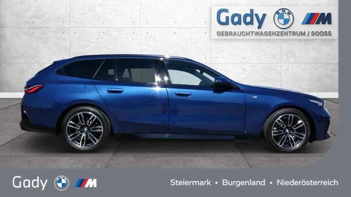 BMW 5 Series 2025 photo 3