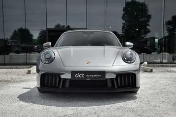 Porsche 911 2025 photo 2
