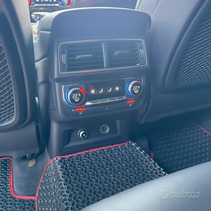 Audi Q7 2017 photo 5