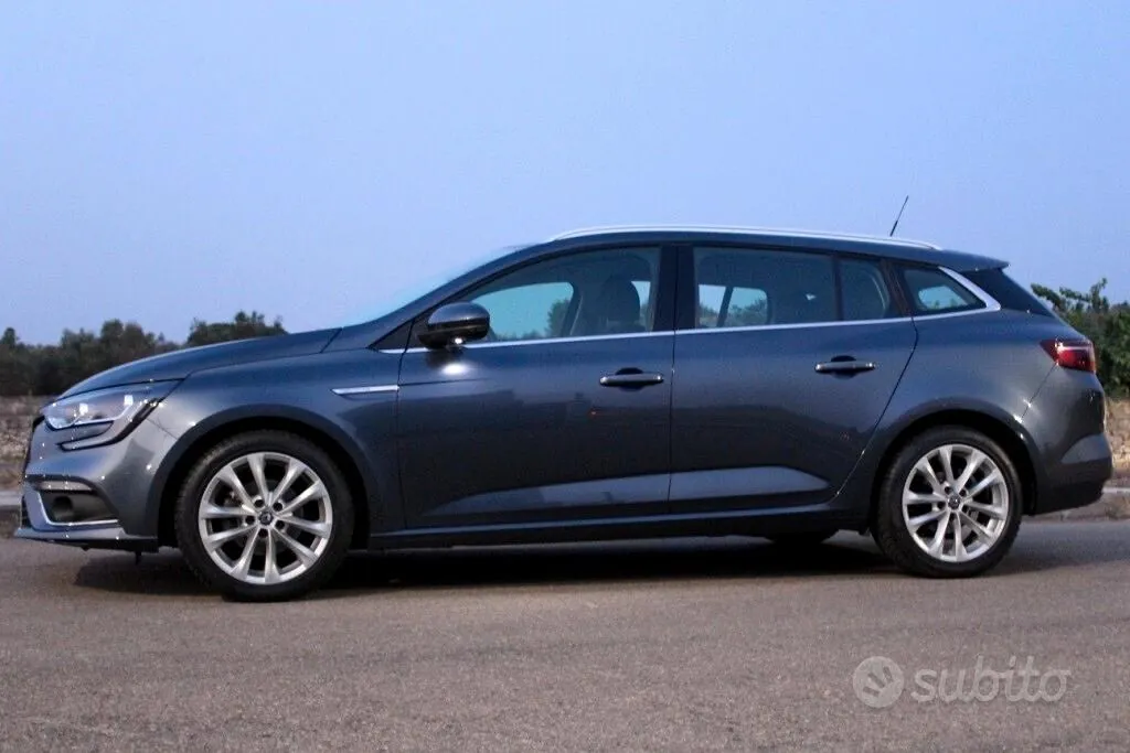 Renault Megane Sw 2020 photo 2