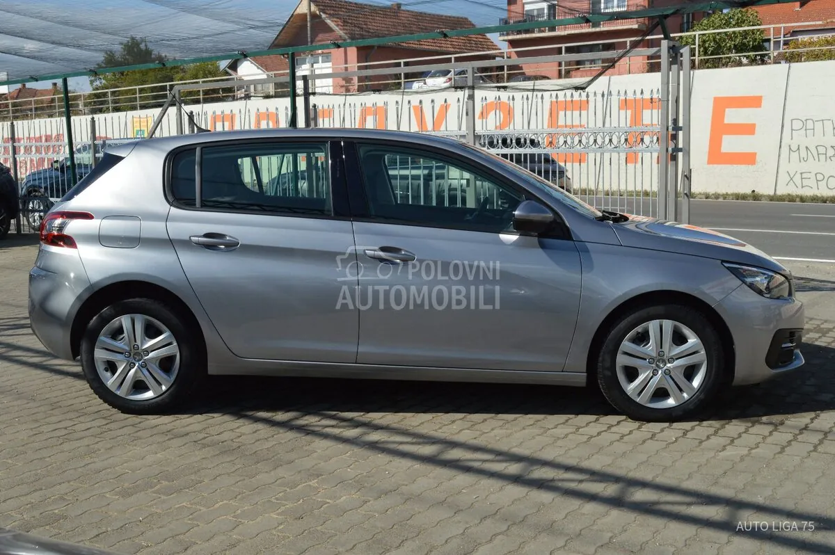 Peugeot 308 2020 photo 5