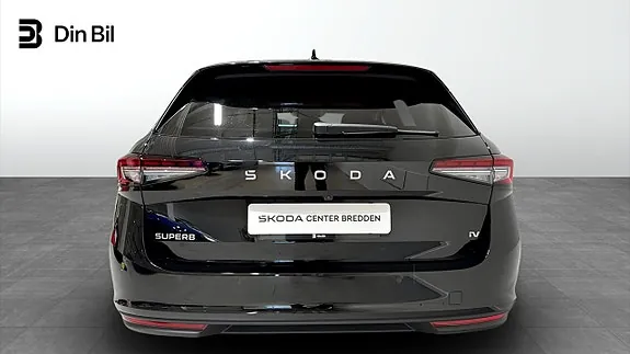 Skoda Superb 2026 photo 3