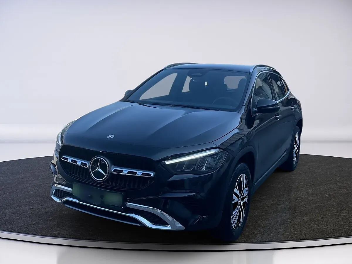 Mercedes-Benz Gla Class 2025 photo 3