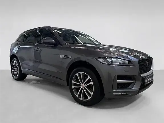 Jaguar F-Pace 2018 photo 4