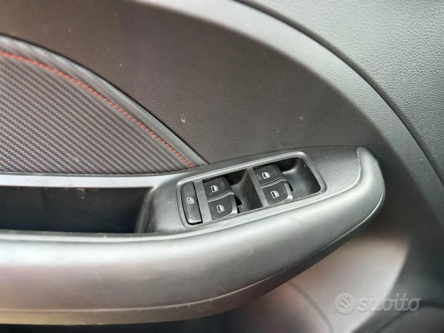Lancia Ypsilon 2023 photo 4