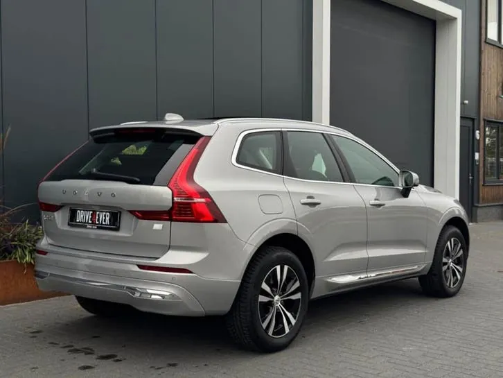 Volvo Xc60 2022 photo 3