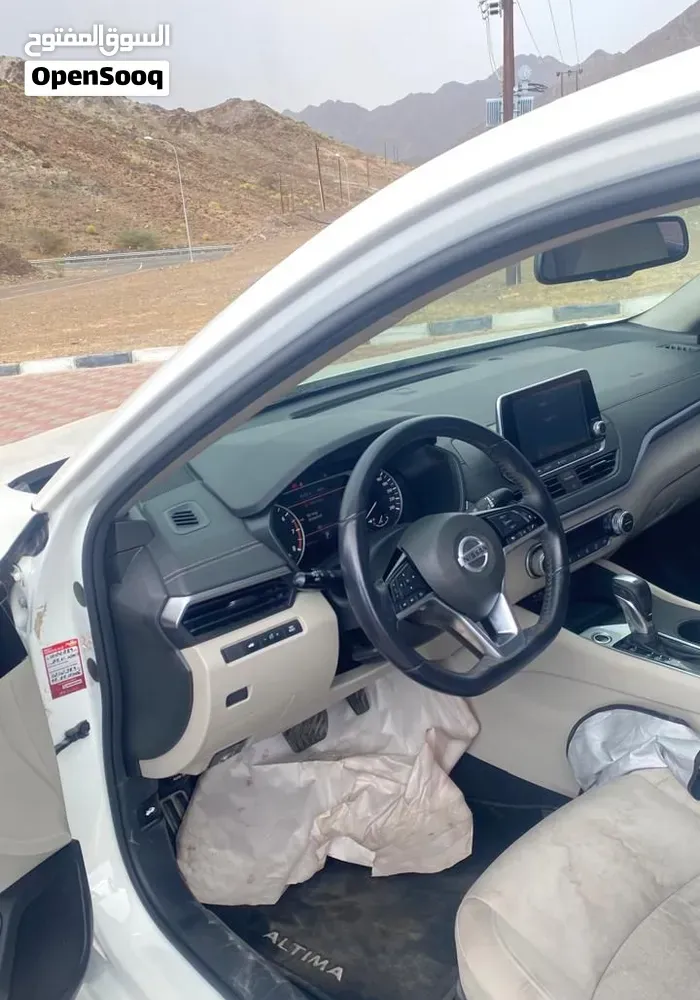Nissan Altima