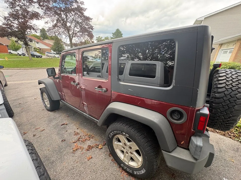 Jeep Wrangler 2010 photo 2