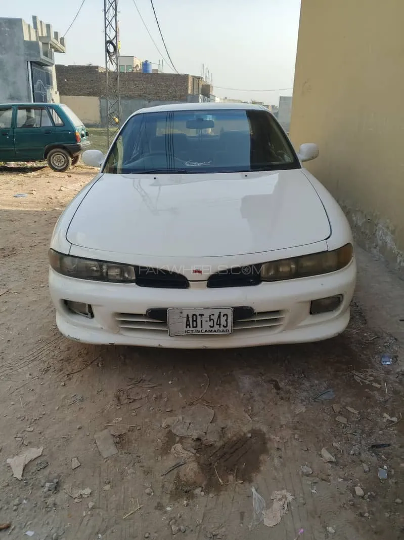 Mitsubishi Galant
