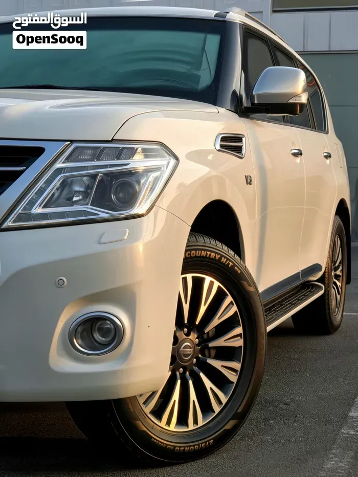Nissan Patrol 2016 photo 2
