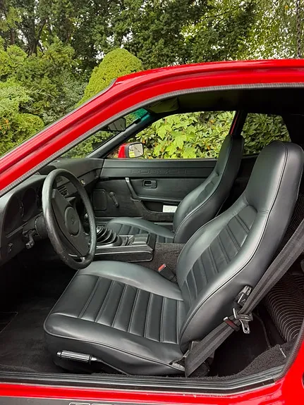 Porsche 924 1979 photo 3