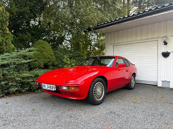 Porsche 924