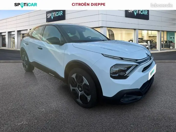 Citroen C4 2022 photo 3