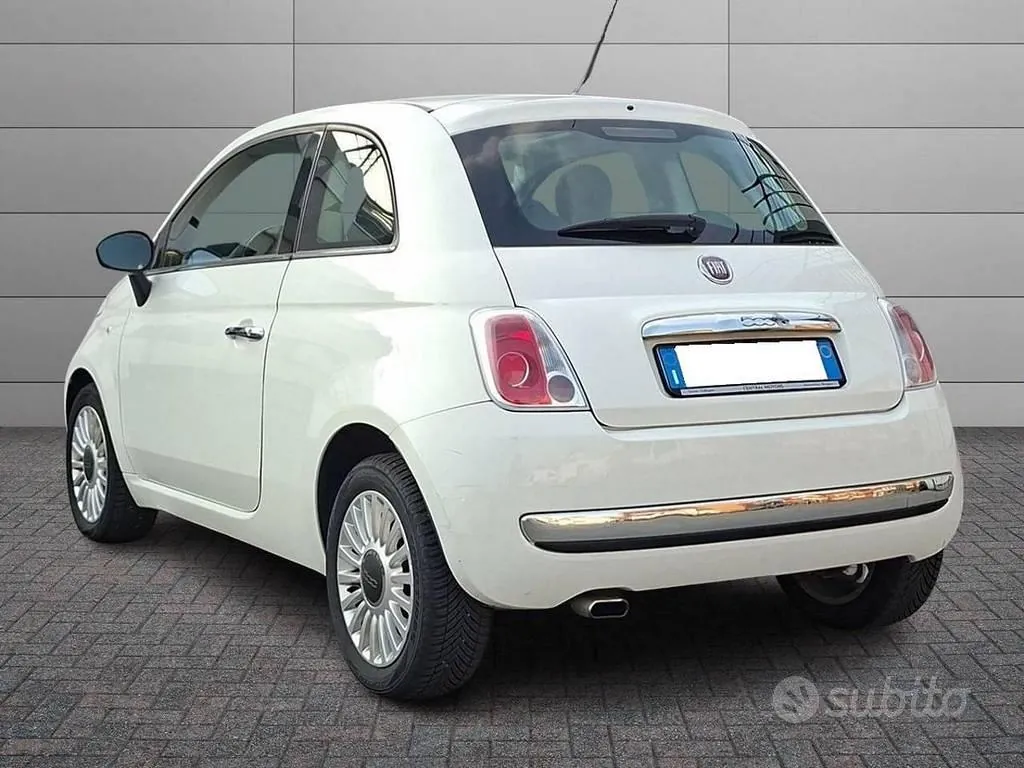 Fiat 500 2011 photo 2