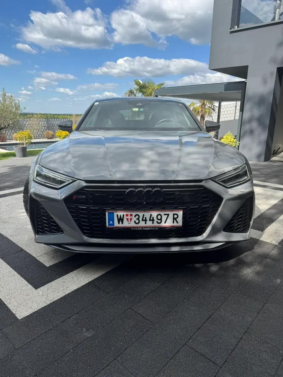 Audi A7 2021 photo 2